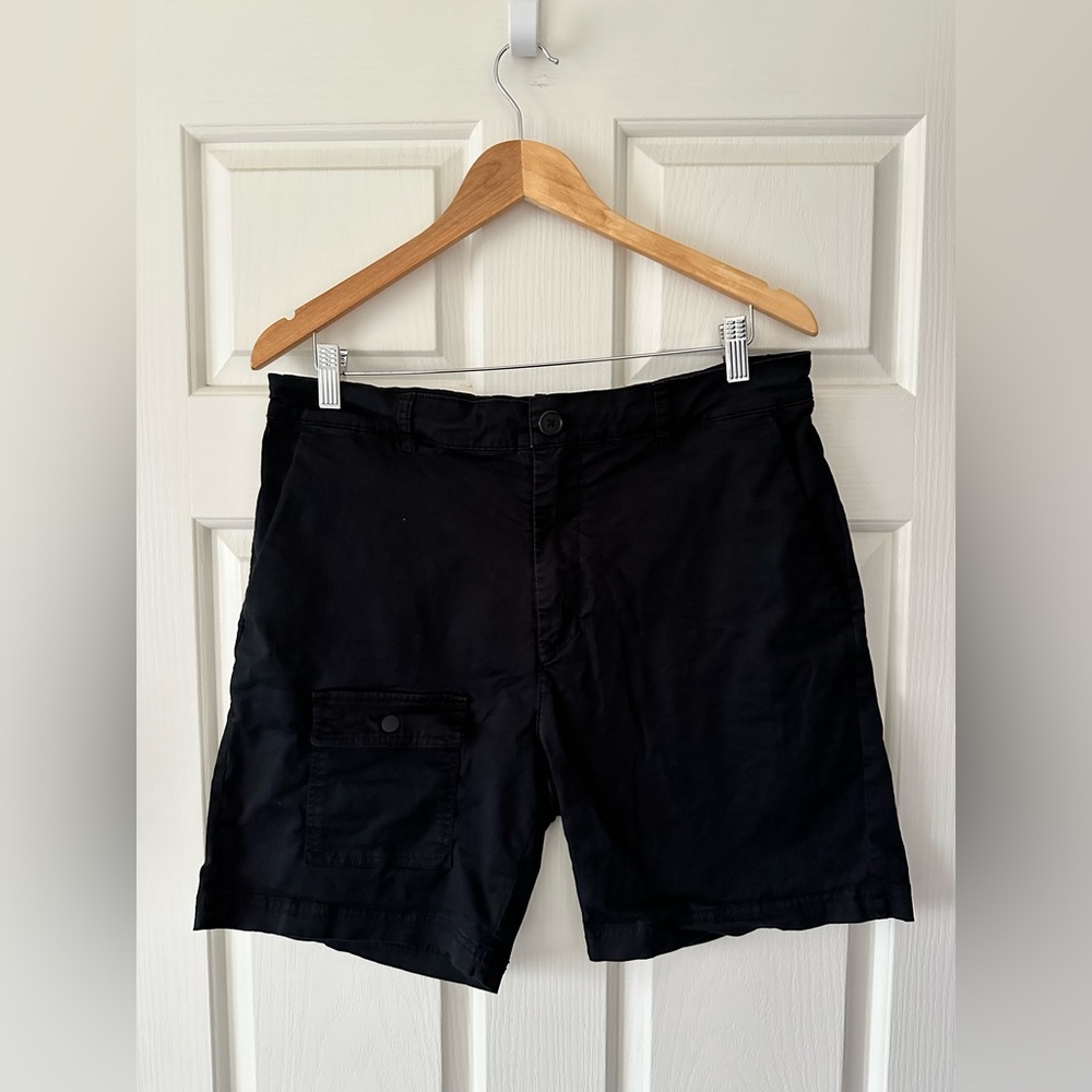 Zanerobe Sureshot Cargo Shorts - single cargo pocket in size 32